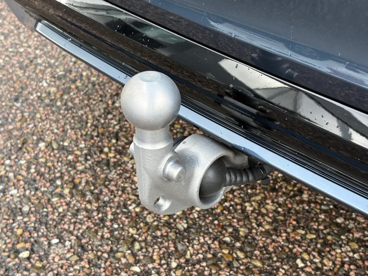 Volvo V60 2.0 T6 Plug-in hybrid AWD Plus Dark | Memory seat | Trekhaak | H&K Audio | 360 Camera