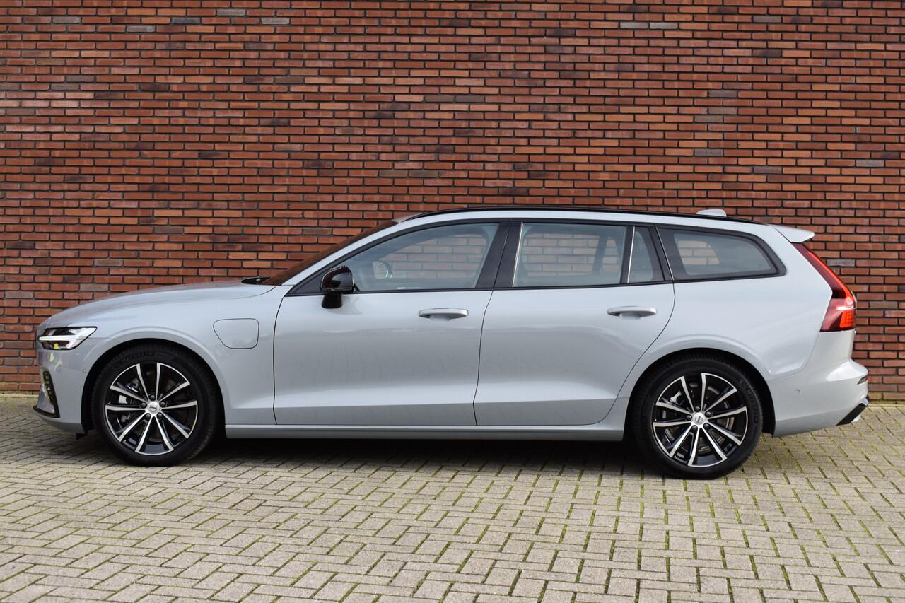Volvo V60 T6 350PK Plug-in hybrid AWD Plus Dark | Trekhaak | 360 Camera | Harman/Kardon |