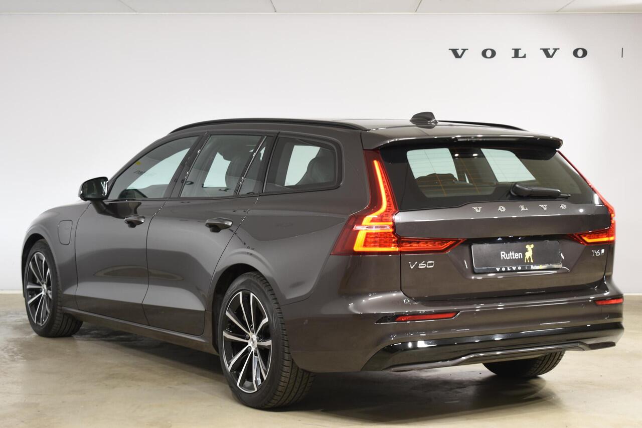 Volvo V60 T6 350PK Automaat Plug-in Hybrid AWD Plus Dark / Navigatie / 360 Camera / Panorama Dak / Adaptieve Cruise Control / Harman Kardon / Elektrische Stoelen / LM Velgen / Trekhaak /