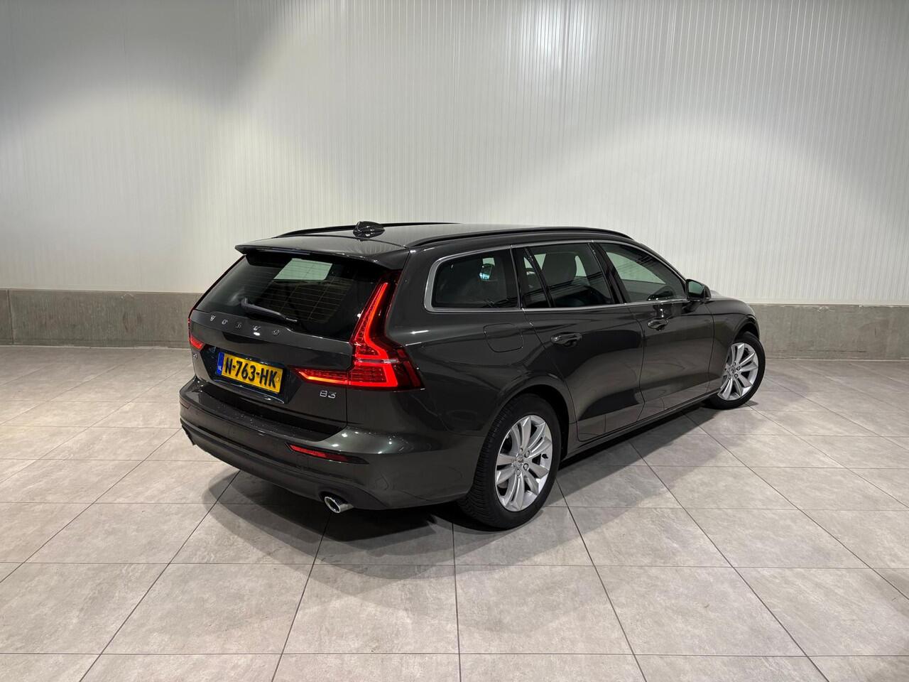 Volvo V60 B3 Aut. Benzine Momentum ACC Parkeercamera 163pk