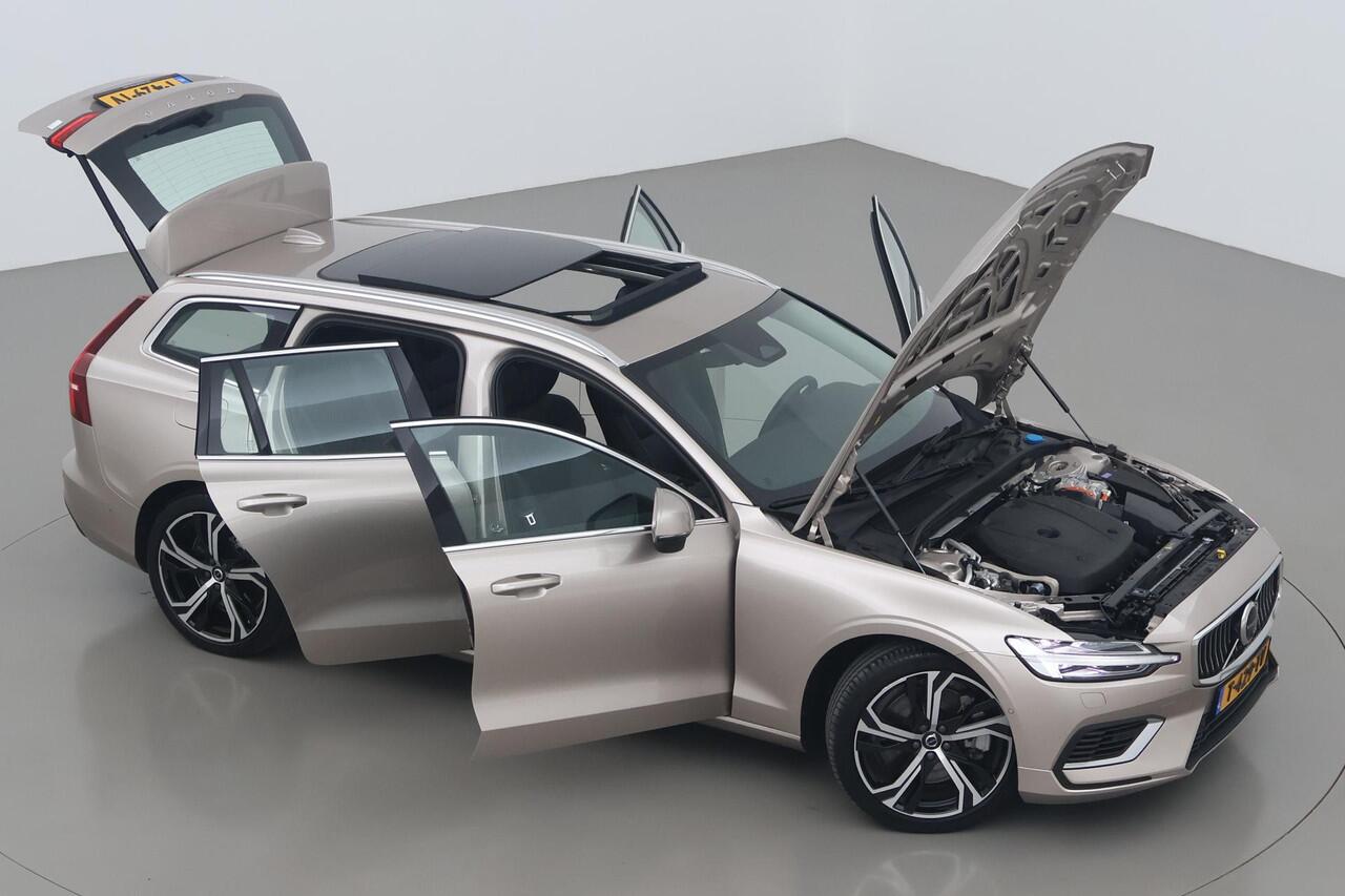 Volvo V60 T6 Plug-in hybrid Ultimate Bright | Panoramadak | Head-Up | ACC | 360° Camera | harman/kardon