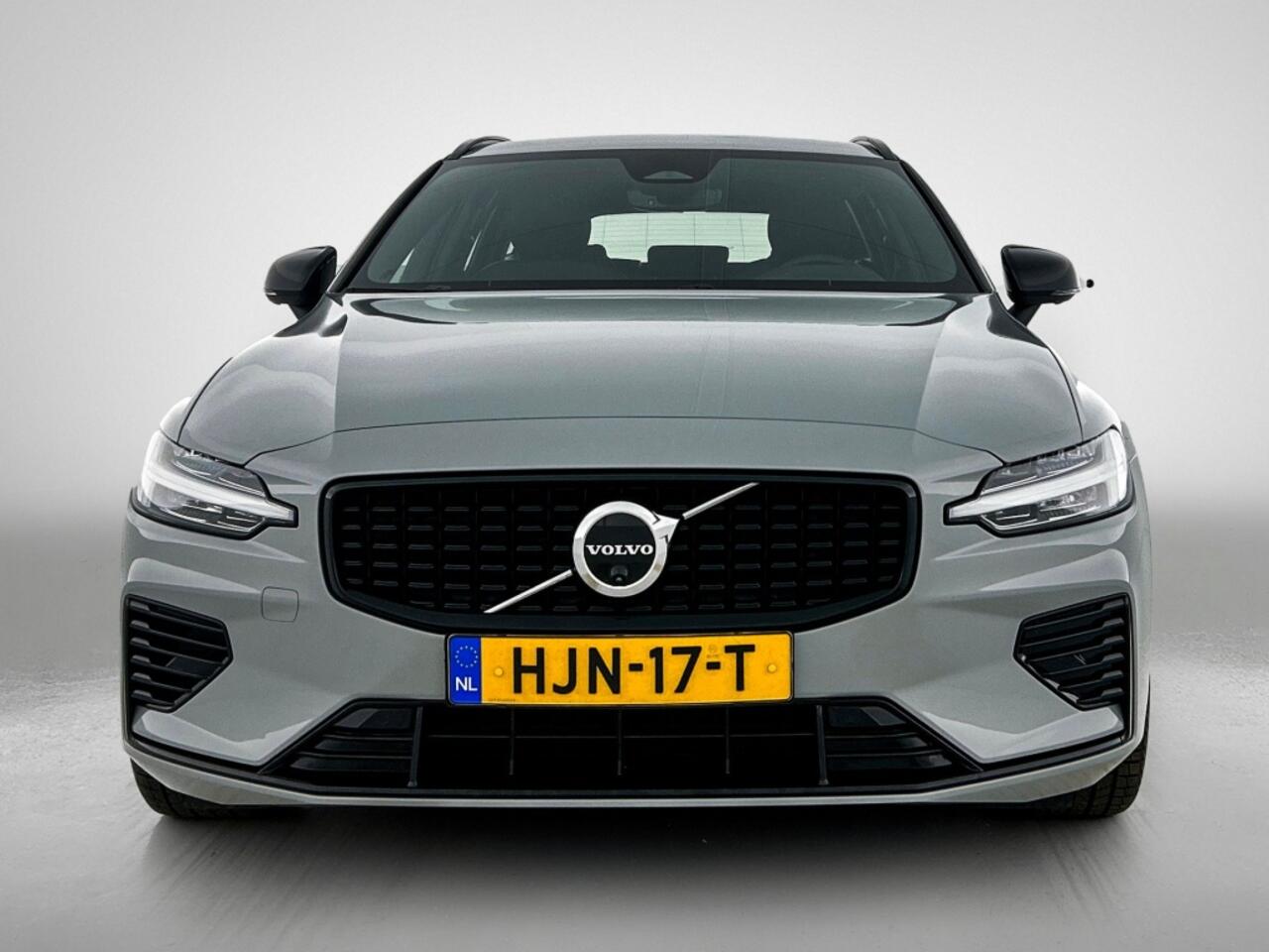 Volvo V60 T6 Dark | Trekhaak | 360* | Sport leder | BLIS | Pilot Assist |