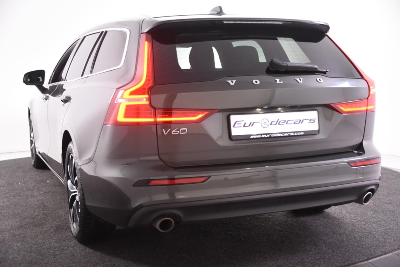 Volvo V60 2.0 B3 Momentum *1ste Eigenaar*Navigatie*Park assist*