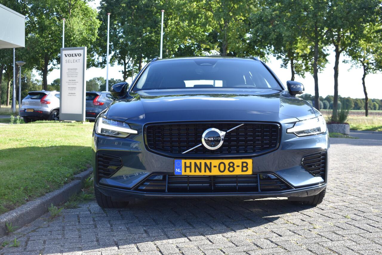Volvo V60 T6 AWD 350PK Plug-in Hybrid Plus Dark | H&K | Trekhaak | 360 Camera | ACC | Stoel-Stuur verwarming