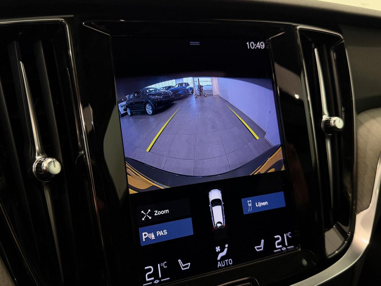 Volvo V60 2.0 T6 Recharge AWD Inscription | Harman/Kardon | Park Assist Pack | Apple Carplay/Android Auto | Elektrisch bedienbaar glazen schuif-/kanteldak