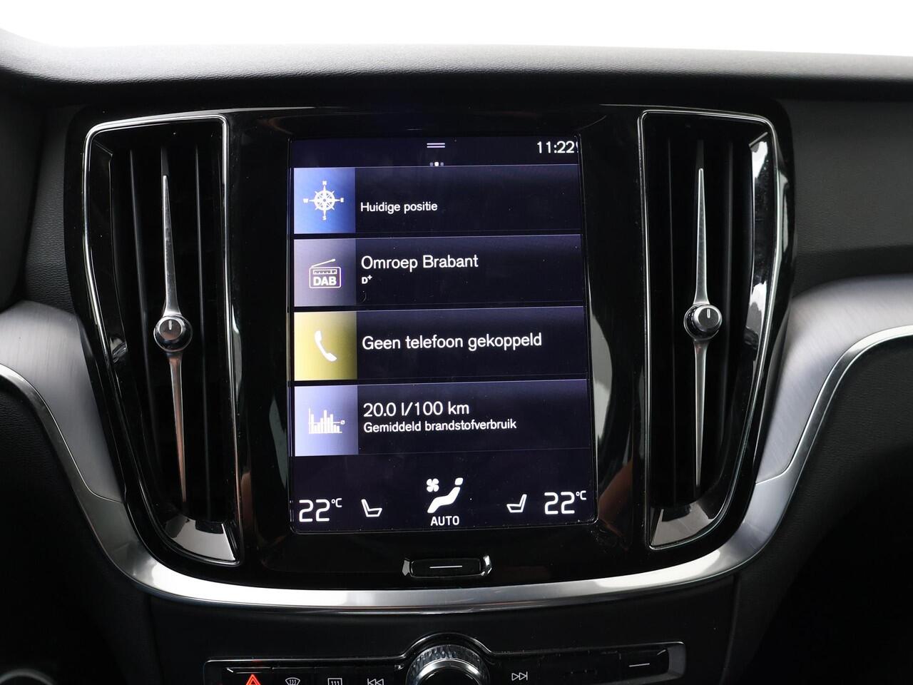Volvo V60 2.0 B3 Business Pro | 163 PK | Automaat | Navigatiesysteem | Achteruitrijcamera | LED verlichting | Apple Carplay/Android Auto | Lederen interieur |