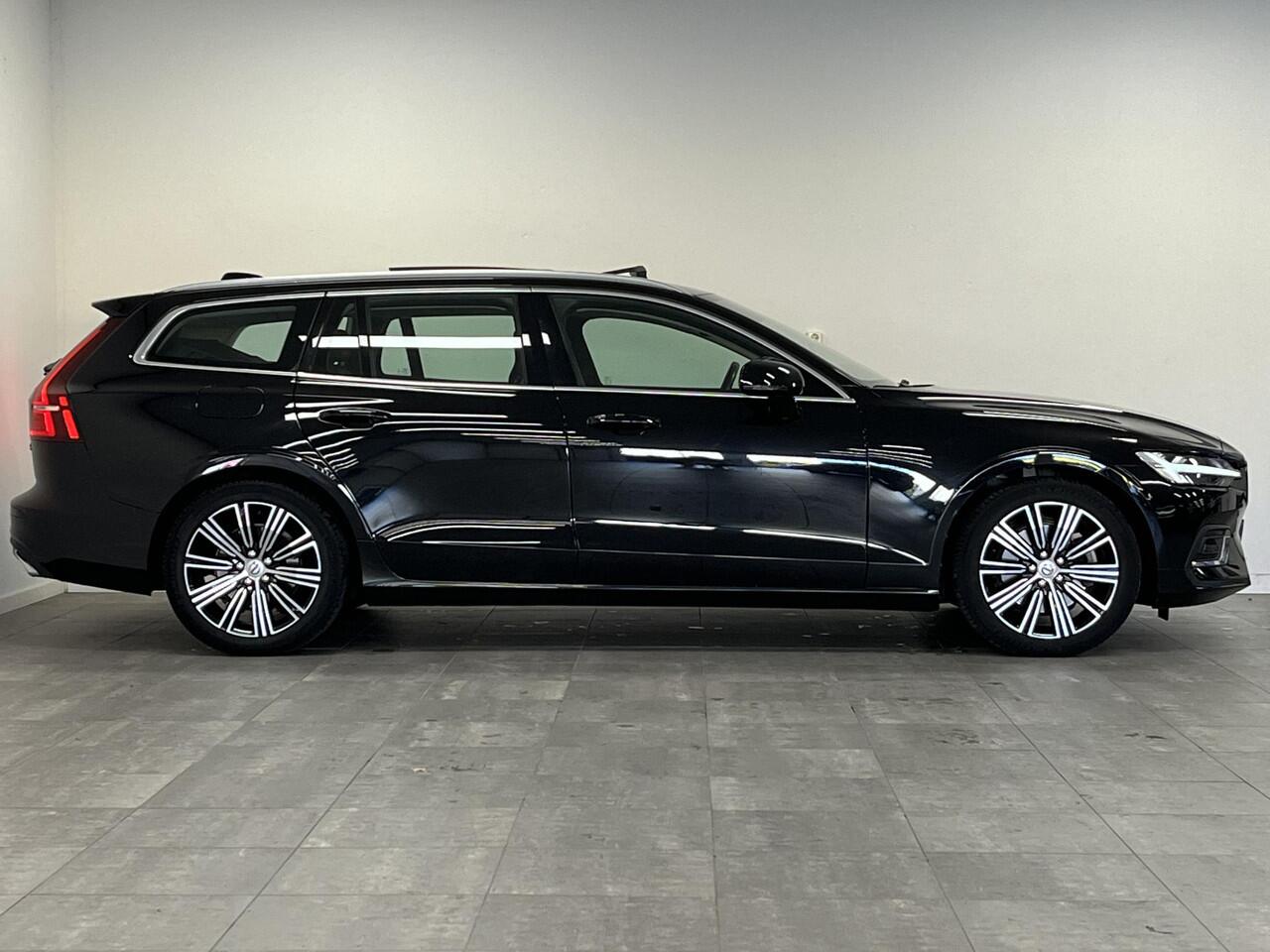 Volvo V60 2.0 B3 Inscription | PANO | TREKHAAK | HARMAN/KARDON | LEDER |