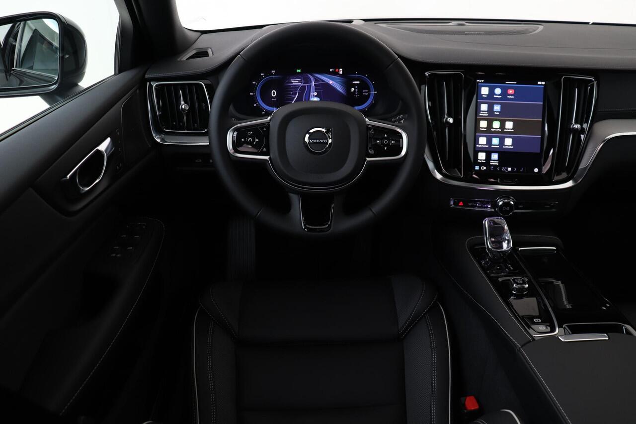 Volvo V60 T6 RECHARGE AWD ULTRA DARK -PANO.DAK|HARMAN/KARDON|360°CAM|ELEK.STOELEN|19"|HEAD-UP DISP.