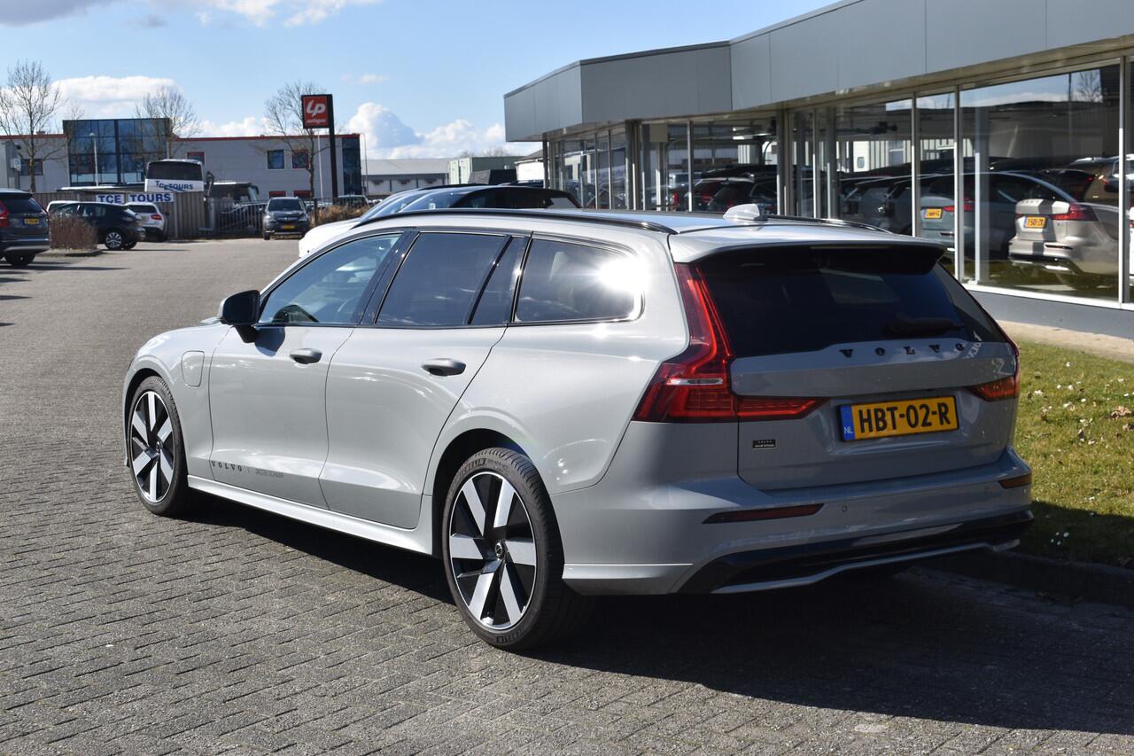 Volvo V60 T6 AWD 350PK Plug-in Hybrid Essential Dark | Camera | Leder | ACC | Blis | Stoelverwarming | Standkachel