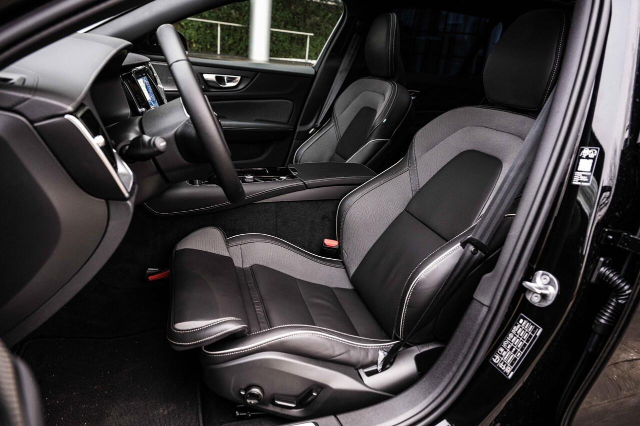 Volvo V60 2.0 T8 Plug-in hybrid AWD Ultra Dark Performance Edition | Heico Body Kit | 21" Polestar Velgen | Donker Glas | Trekhaak | Polestar Tuning | Uniek |