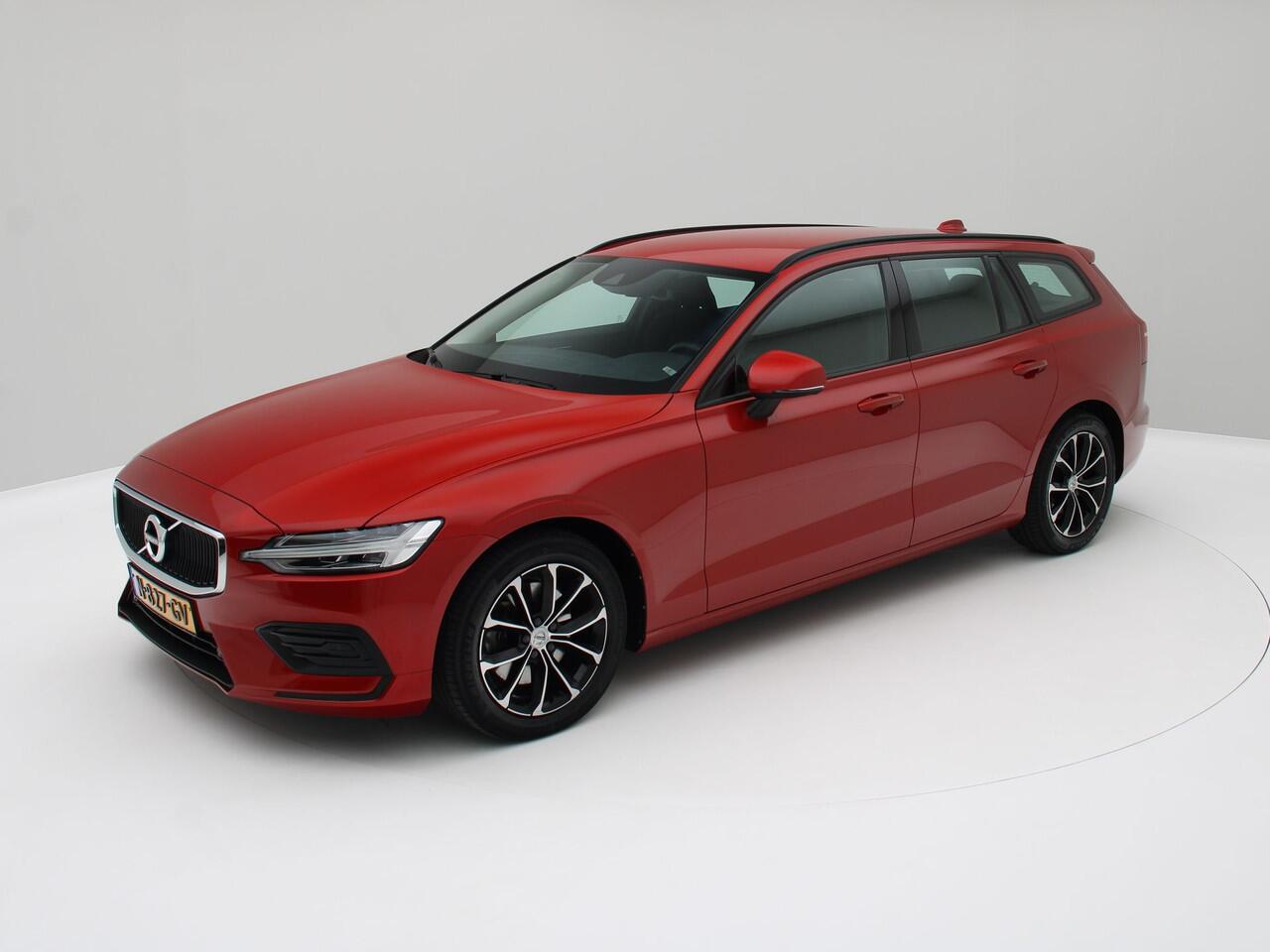 Volvo V60 2.0 B3 Momentum Advantage / Carplay / Aut. / Origineel NL