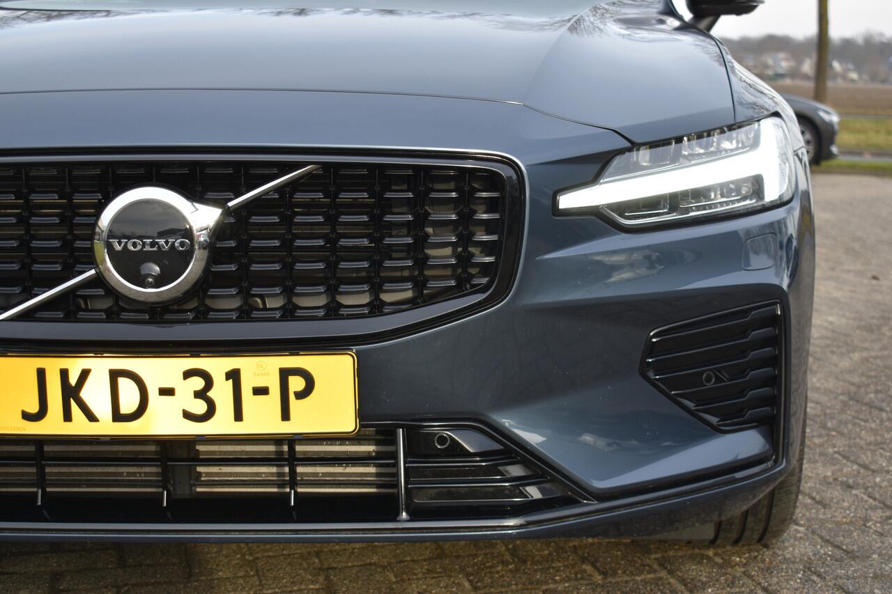 Volvo V60 T6 AWD 350PK Plug-in Hybrid Plus Dark | 360 Camera | H&K | BLIS | ACC | Stoelverwarming | Leder |