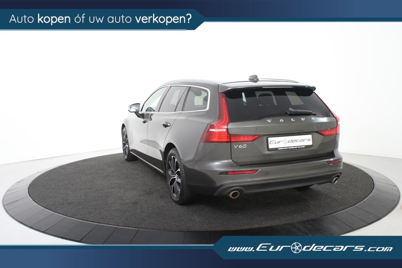 Volvo V60 2.0 B3 Momentum *1ste Eigenaar*Navigatie*Park assist*