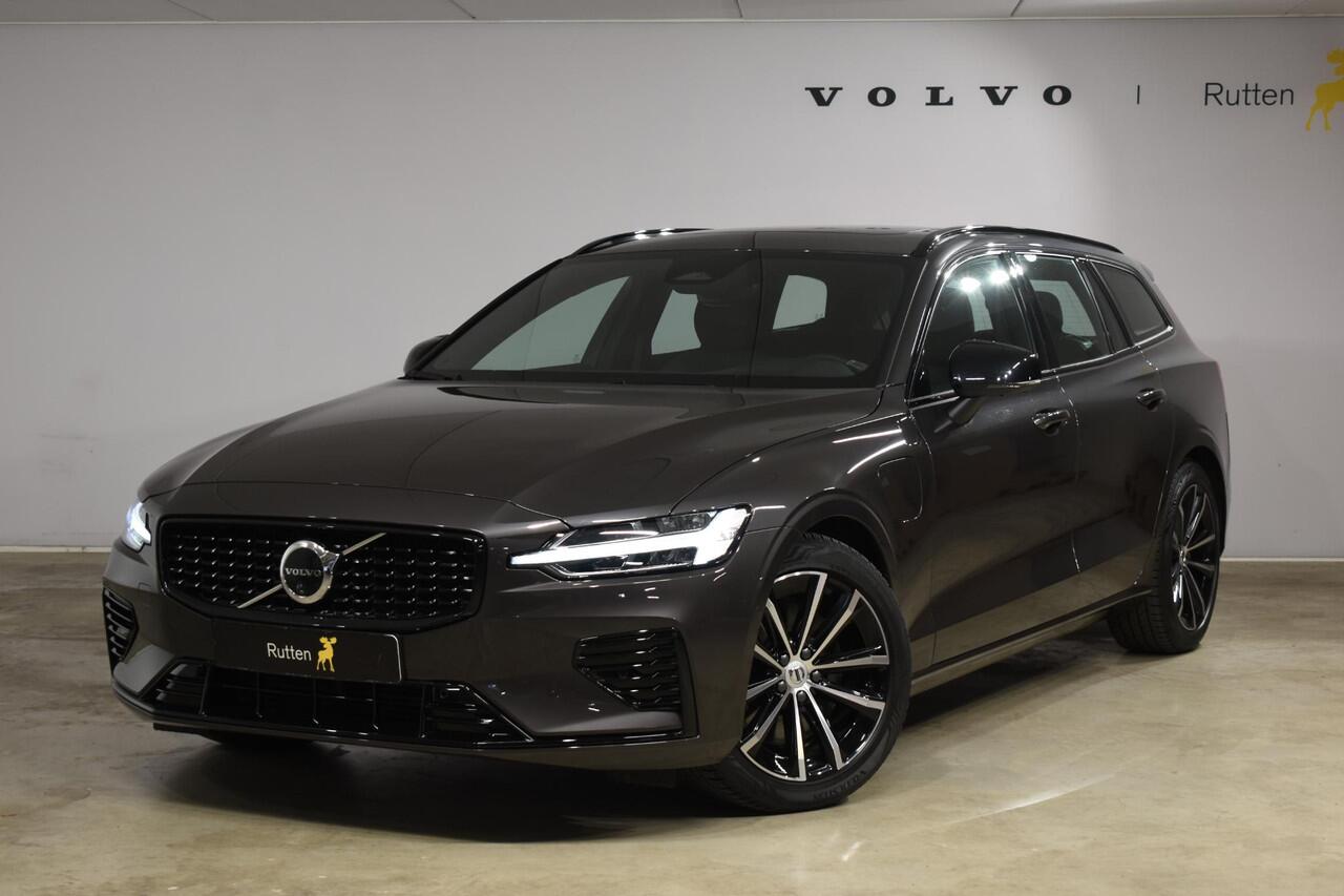Volvo V60 T6 350PK Automaat Plug-in Hybrid AWD Plus Dark / Navigatie / 360 Camera / Panorama Dak / Adaptieve Cruise Control / Harman Kardon / Elektrische Stoelen / LM Velgen / Trekhaak /