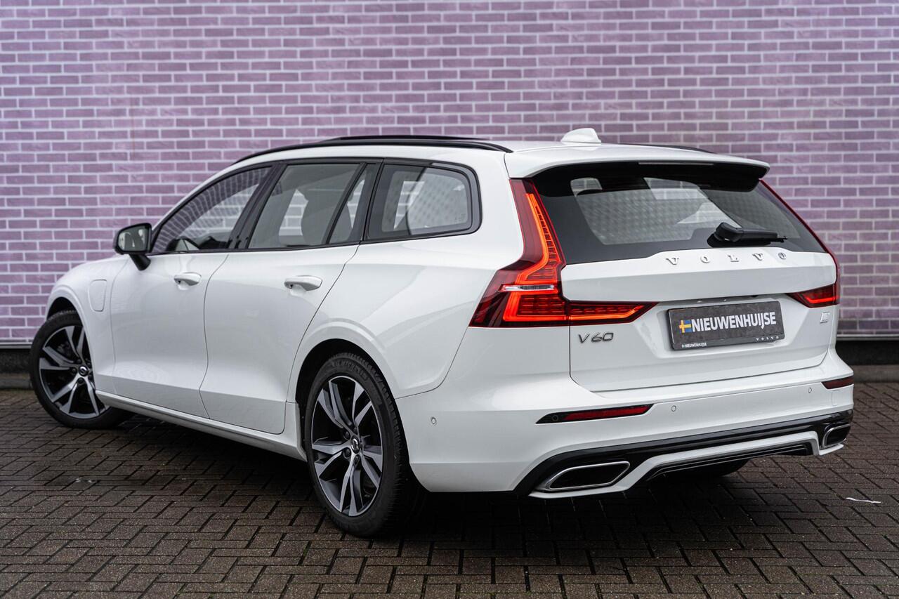 Volvo V60 2.0 T6 Recharge AWD R-Design | Navi | 360 Camera | Schuif-/Kanteldak | Adaptive Cruise | Harman Kardon Audio | Stoel-/Stuurwielverwarming | Park Assist | Sportstoelen | LED | Standkachel | Lederen Bekleding | Zitverlenging | Voorruit Verwarming |