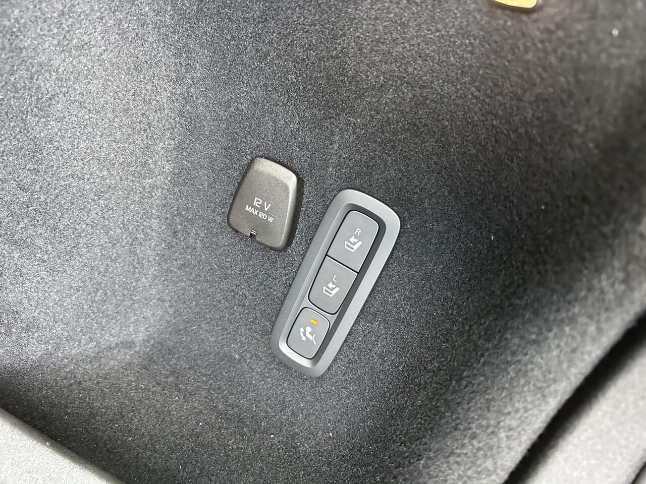 Volvo V60 2.0 B4 Ultra Dark