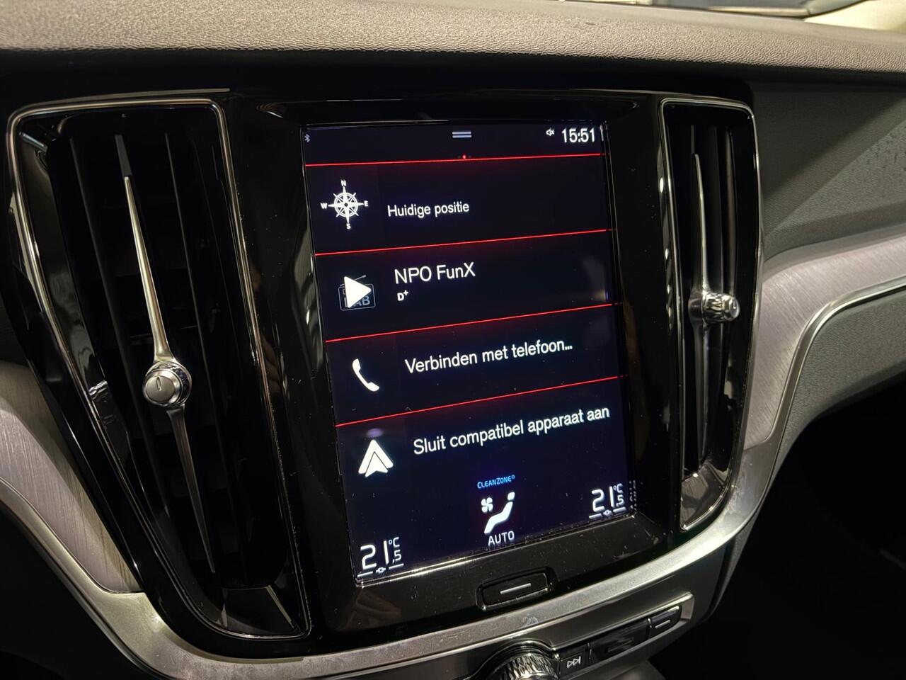 Volvo V60 B3 Aut. Benzine Momentum ACC Parkeercamera 163pk