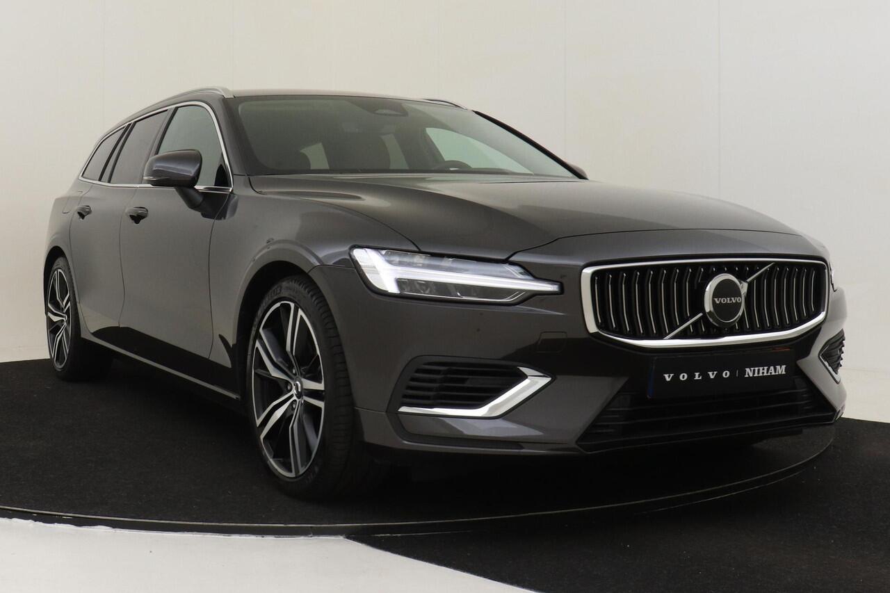Volvo V60 T6 PLUG-IN HYBRID AWD ESSENTIAL EDITION -ADAP.CRUISE|CLIMATE|19"|BLIS|LEDER|CAMERA|BLIS