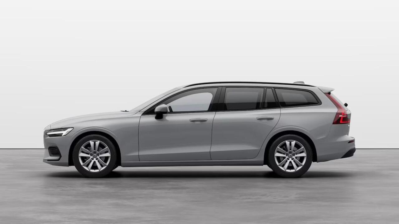 Volvo V60 B4 Essential Edition | Direct Leverbaar | Adaptieve Cruise Control | BLIS | Parkeersensoren en Camera | Zwarte Hemel | Climate Pack | Zwart Lederen Interieur | Extra Getint Glas |
