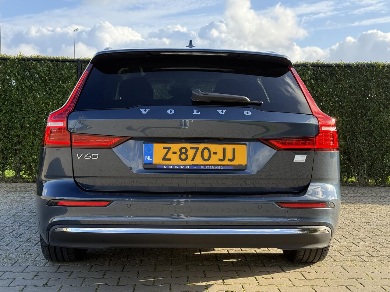 Volvo V60 2.0 T8 Plug-in hybrid AWD Plus Bright