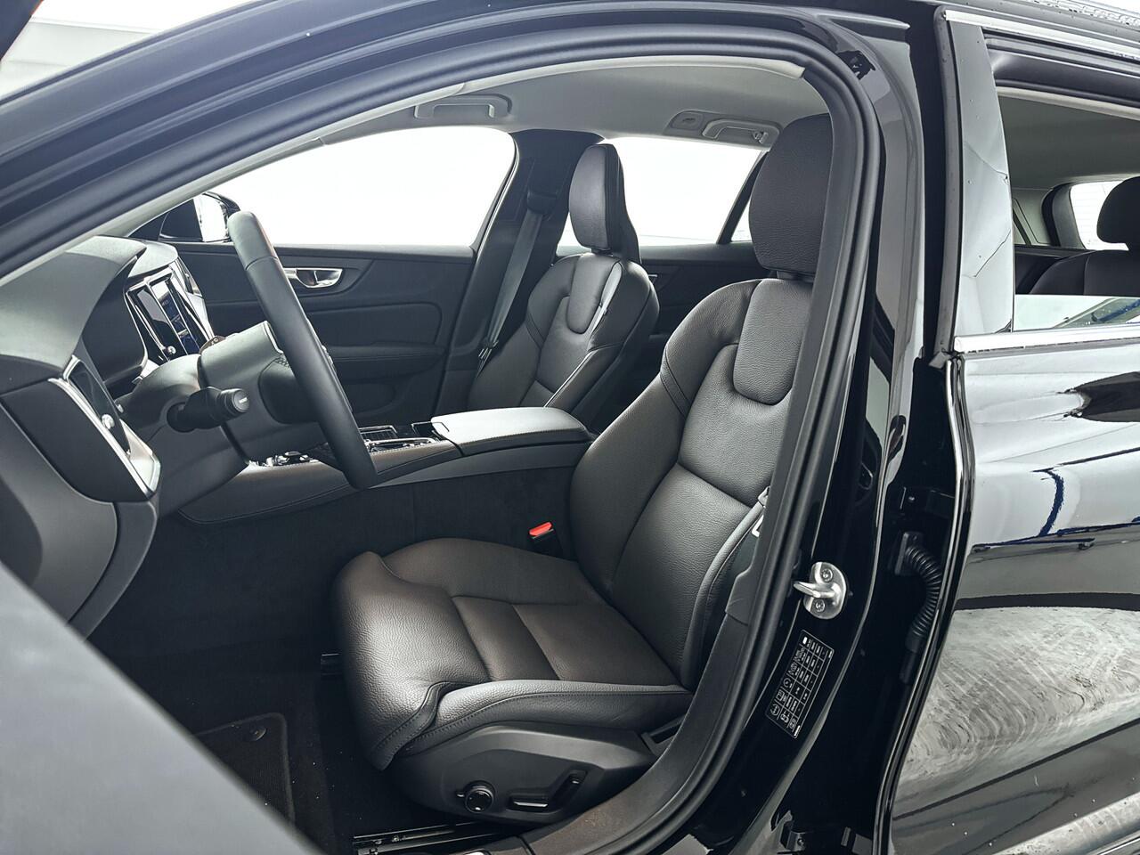 Volvo V60 T6 Aut. Recharge AWD Plus Bright | Achterbank verwarmd | Parkeercamera