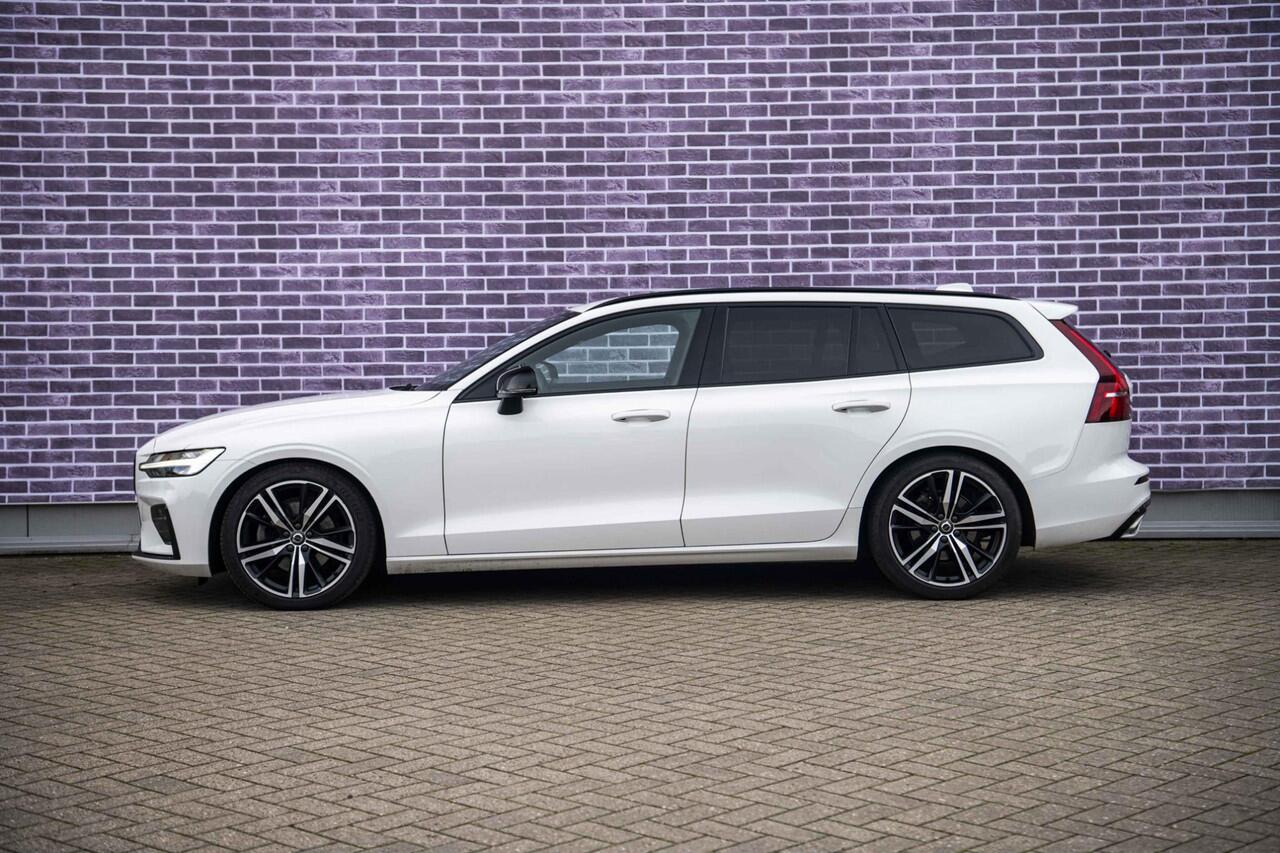 Volvo V60 2.0 B3 R-Design | Panoramadak | Parkeercamera | Parkeersensoren V + A | Adaptieve Cruise Control | Dode Hoek Detectie |