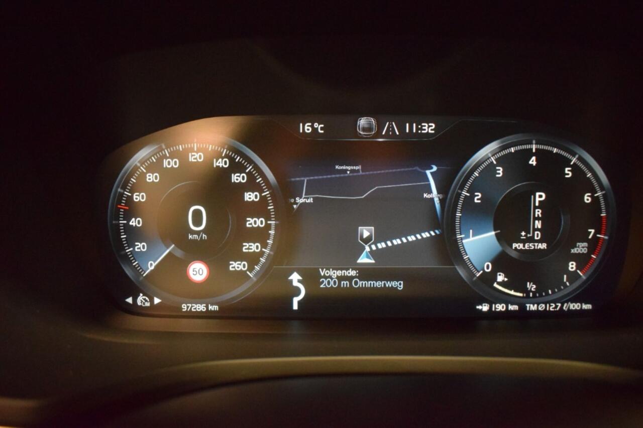 Volvo V60 2.0 T5 250pk AUT8 Inscription Trekhaak 1800kg/ Leer/ Stoel en voorruit verw./ Elec Aklep