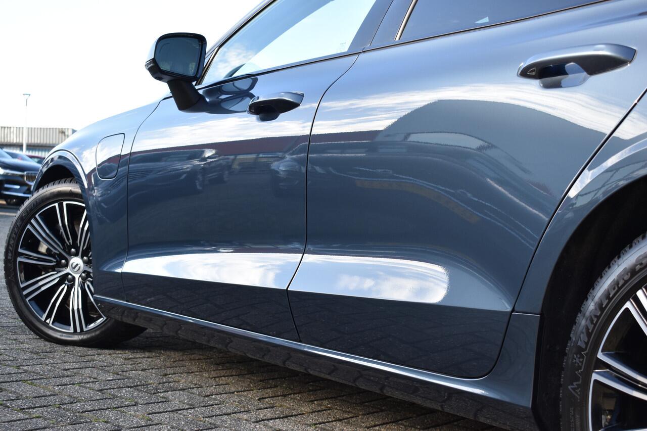 Volvo V60 T6 AWD 350PK Plug-in Hybrid Plus Dark | 360 Camera | H&K | BLIS | ACC | Stoelverwarming | Leder |