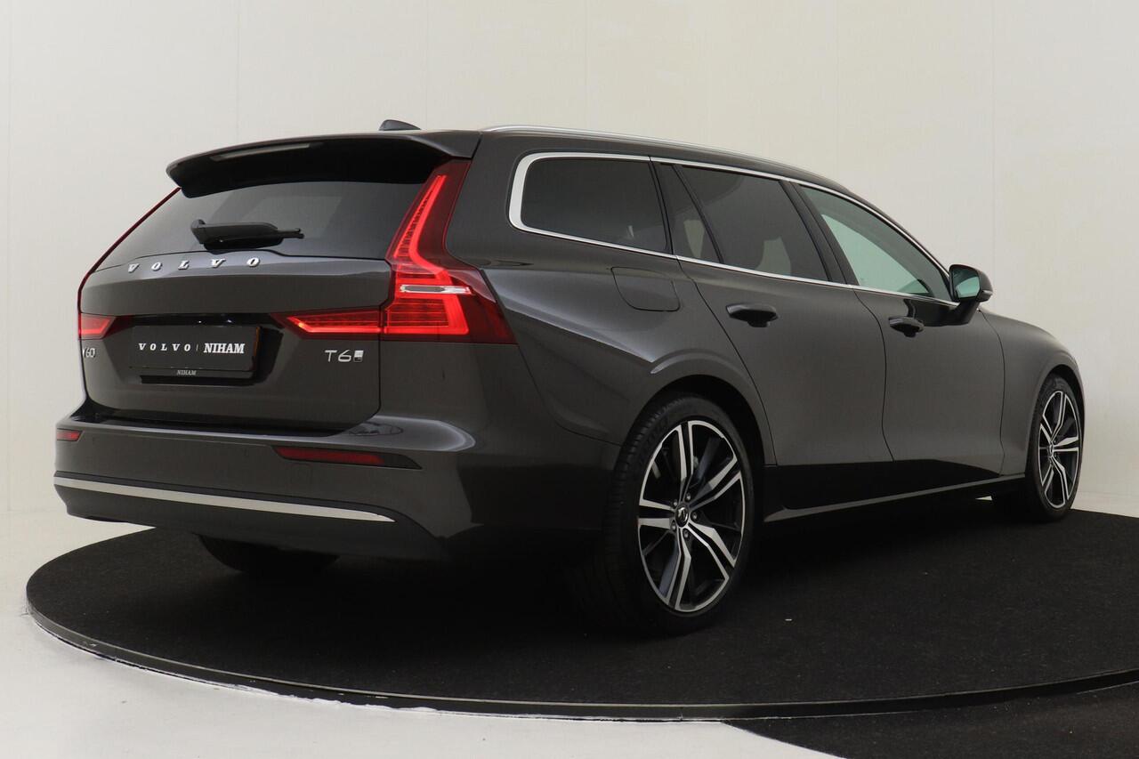Volvo V60 T6 PLUG-IN HYBRID AWD ESSENTIAL EDITION -ADAP.CRUISE|CLIMATE|19"|BLIS|LEDER|CAMERA|BLIS