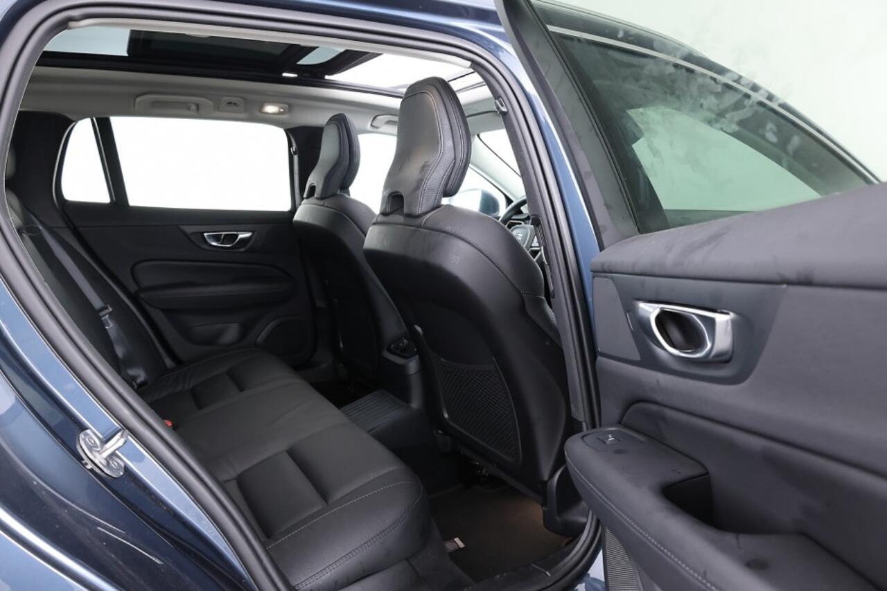 Volvo V60 2.0 T8 Plug-in hybrid AWD Plus Bright | PANORAMADAK ? 1e Eigenaar