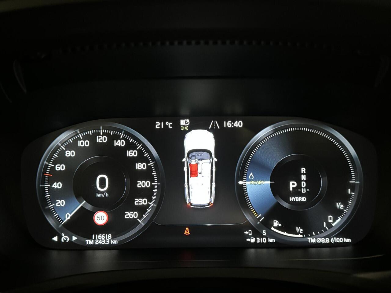 Volvo V60 2.0 T6 Twin Engine AWD R-Design Aut. | panorama | leder | navi | carplay | key-less entry |