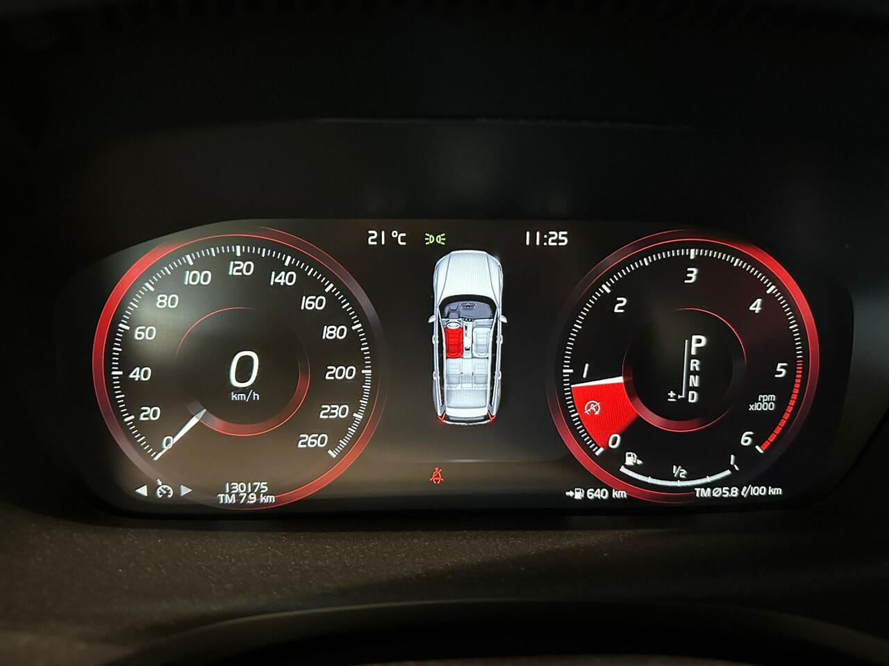 Volvo V60 D3 Aut. Momentum Parkeercamera Navigatie 150pk