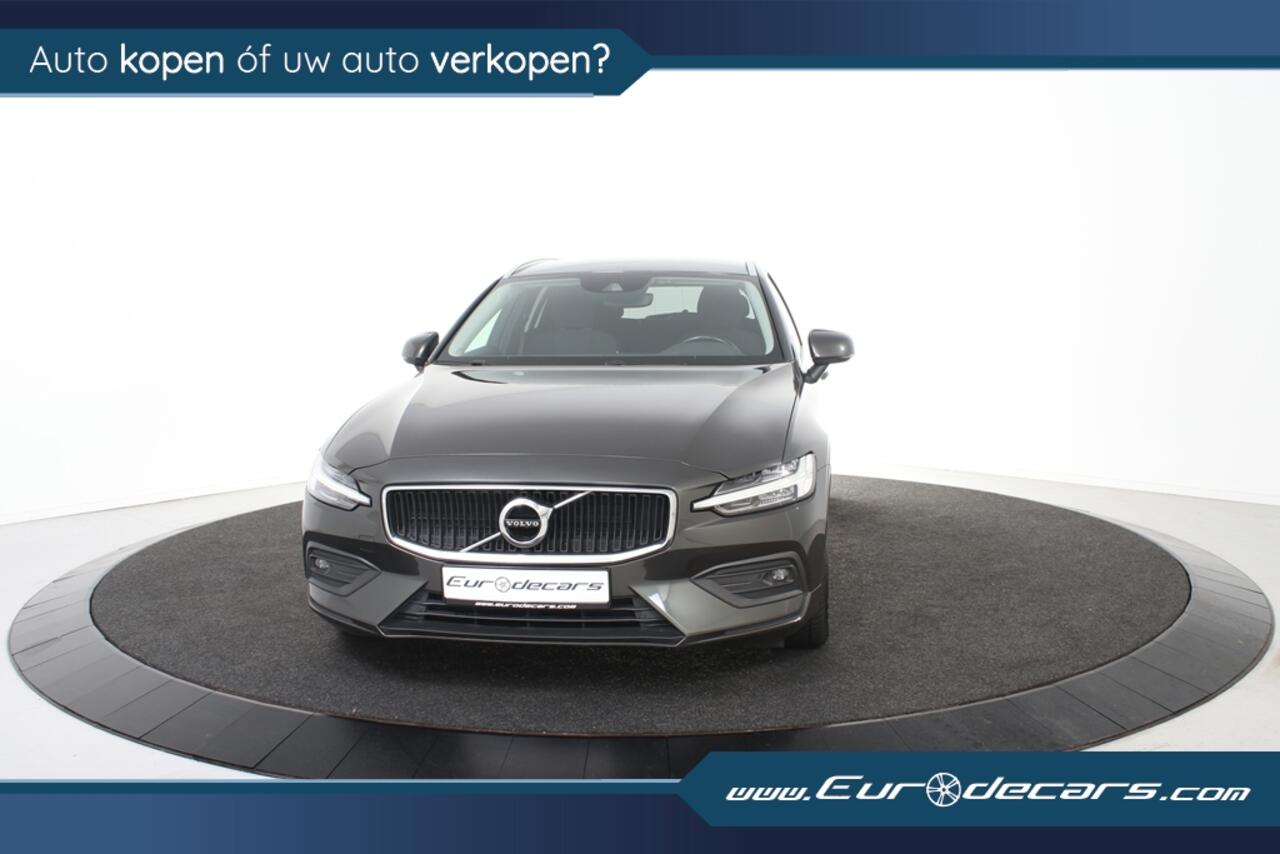Volvo V60 2.0 B3 Momentum *1ste Eigenaar*Navigatie*Park assist*