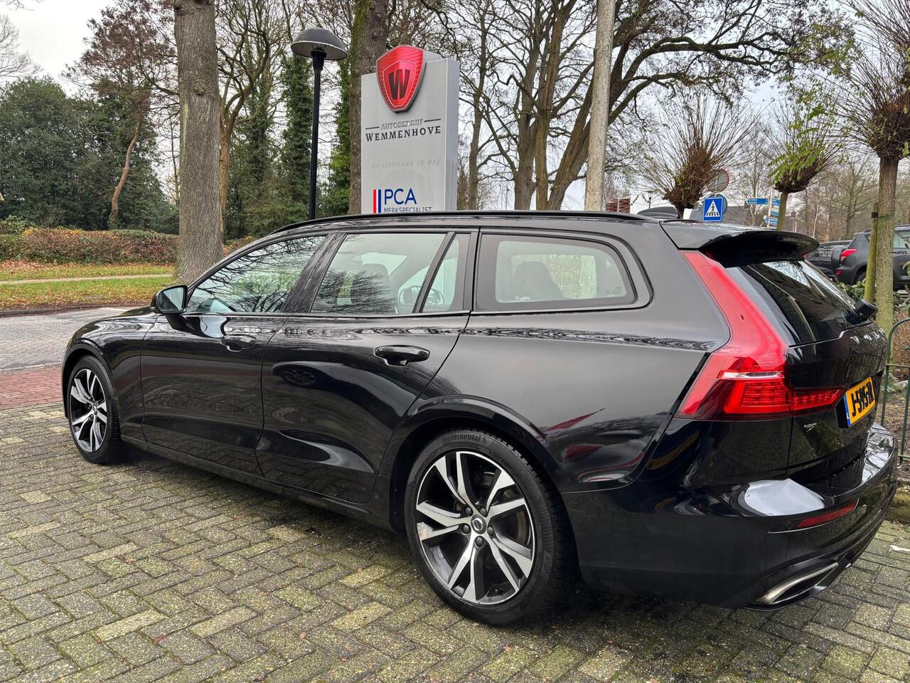 Volvo V60 2.0 B4 R-Design