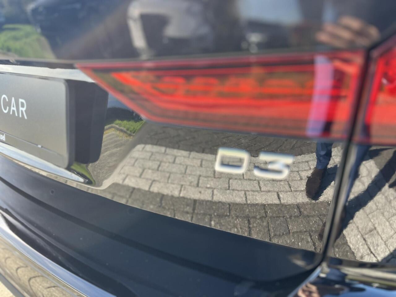 Volvo V60 D3 Momentum Leder 6-Speed | Voorruitverwarming | Achteruitrijcamera | Apple Carplay |