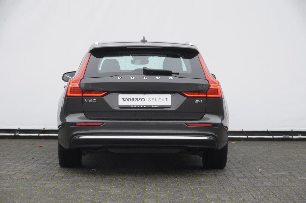 Volvo V60 B4 211PK Automaat Plus Bright / Adaptieve cruise control / BLIS / Elektrische stoelen / stuur - stoelverwarming / elektrische achterklep