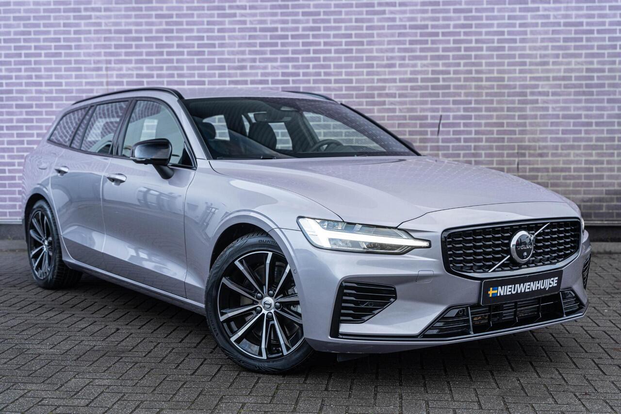 Volvo V60 2.0 T6 Plug-in hybrid AWD Plus Dark | Trekhaak | Harman Kardon | 360º Camera | Verwarmbare voorruit | Stoel- / Stuurverwarming Voor + Achter | Adaptive Cruise | BLIS | Verwarmbare voorruit | Power seats