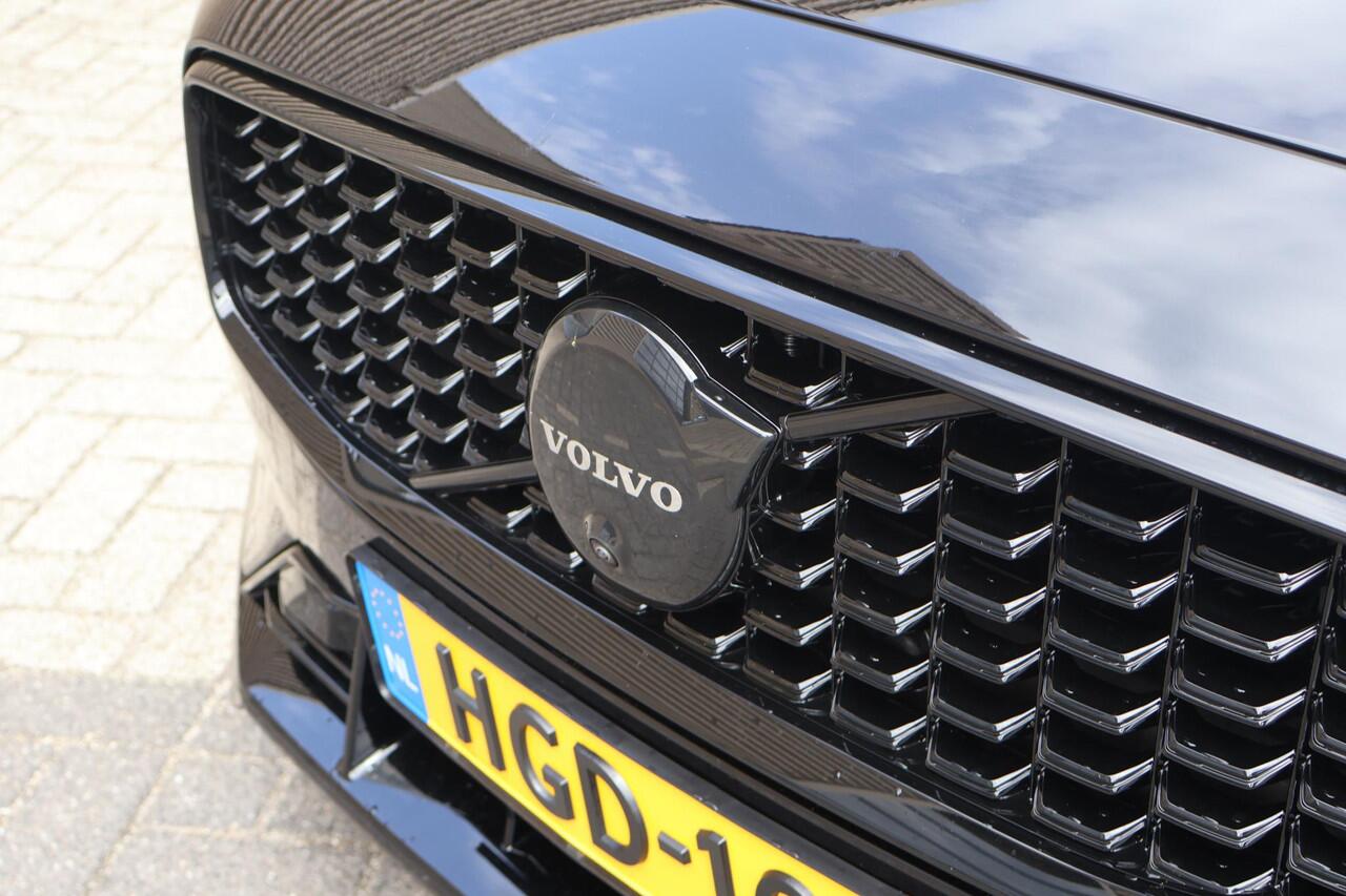 Volvo V60 T6 Plug-in hybrid AWD Ultra Dark | 20" Heico sportvelgen | Heico uitlaat | Heico verlaagd | Bowers & Wilkins