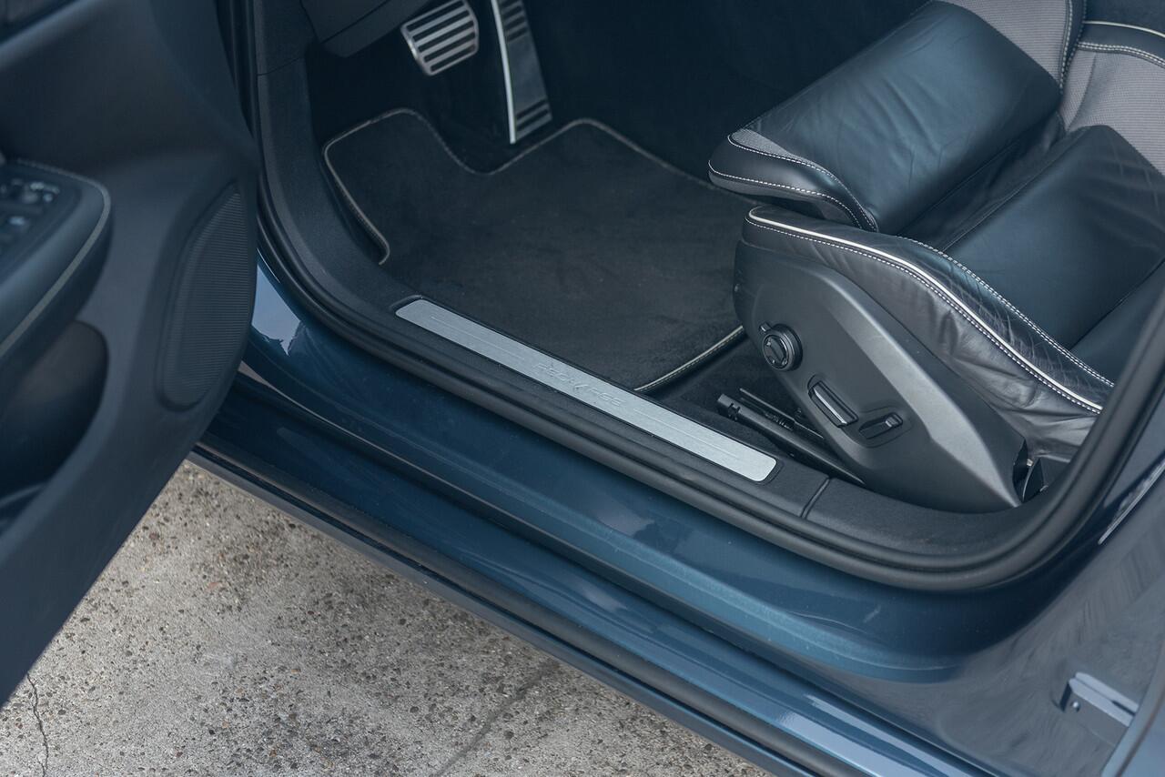 Volvo V60 T6 Aut. Plug-in Hybrid R-Design ACC Leder 340pk