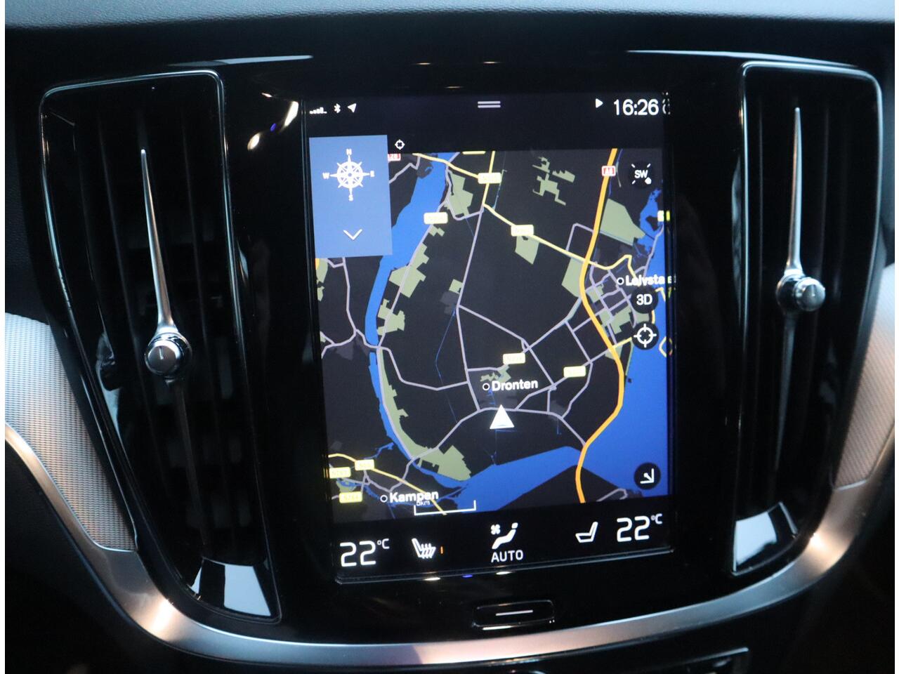 Volvo V60 2.0 T6 Twin Engine AWD R-Design // 84,6 SOH !