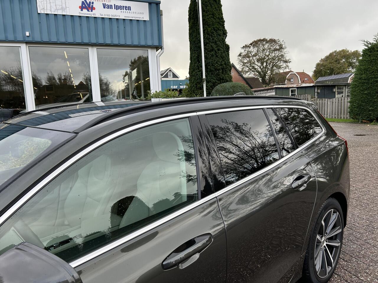 Volvo V60 2.0 B3 Momentum Business