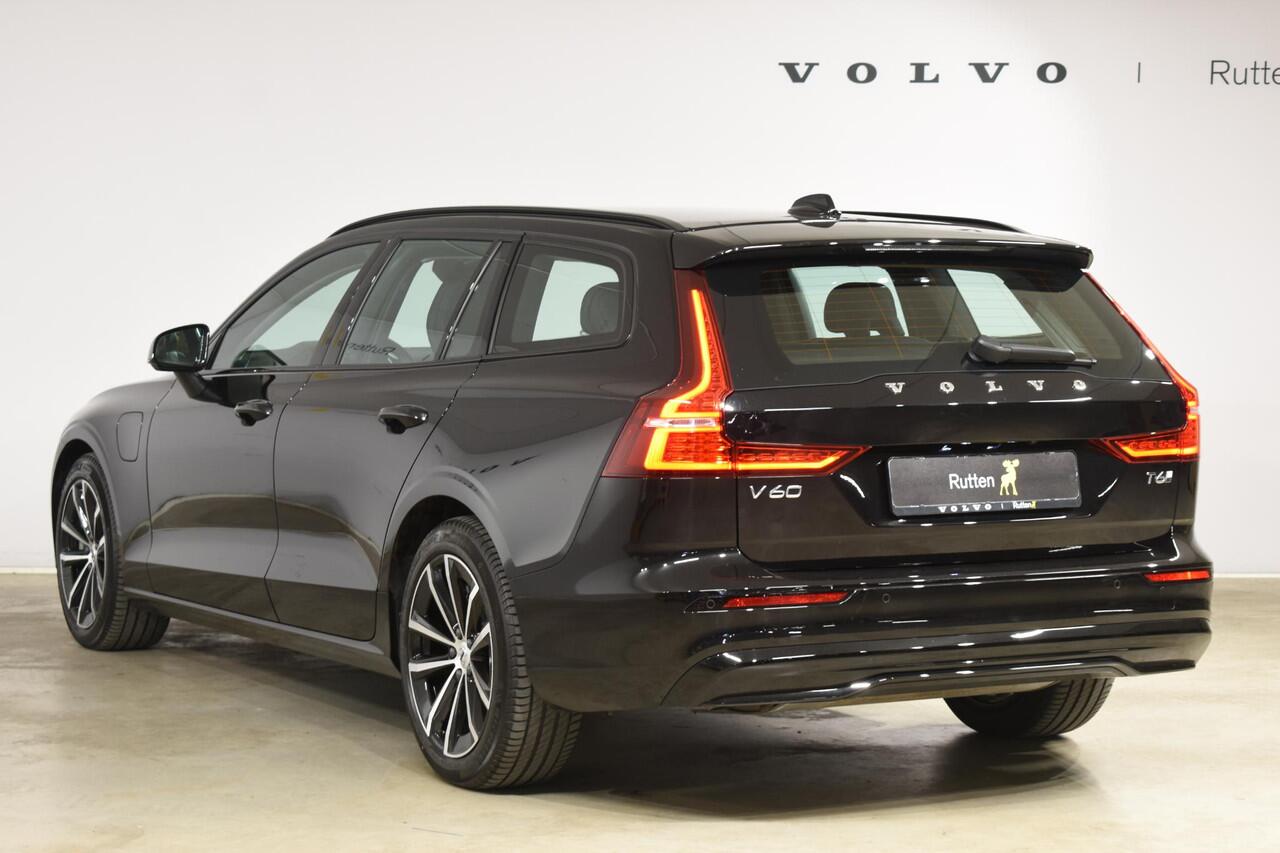 Volvo V60 T6 350PK Automaat Plug-in Hybrid AWD Plus Dark / Navigatie / Camera / Adaptieve Cruise Control / Elektrische Stoelen / Leder / LM Velgen /