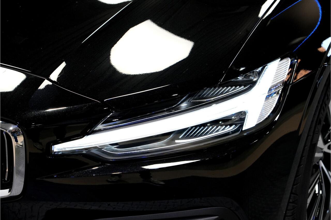 Volvo V60 2.0 T6 AWD 293kW/399pk Aut8 Plug-in hybrid Plus Bright ADAPT.CRUISE + HARMAN/KARDON + BLIS + SPORTSTOELEN + LANE ASSIST + STOEL-&STUURVERWARMING + GOOGLE DASH&SERVICES + CAMERA + LED HIGH BEAM + PARKSENSOREN + 19" LM-VELGEN!!