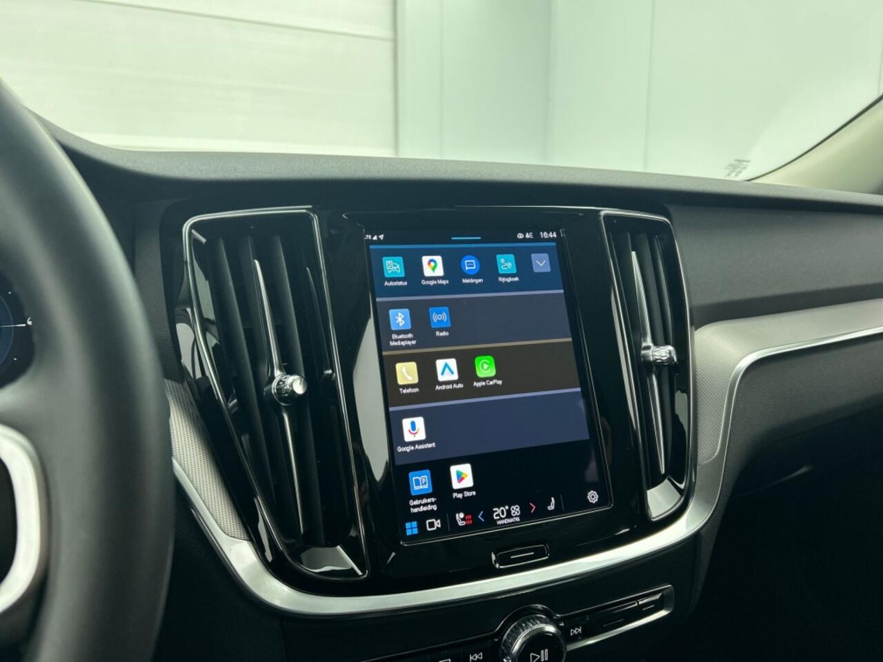 Volvo V60 2.0 T6 AWD Essential Bright