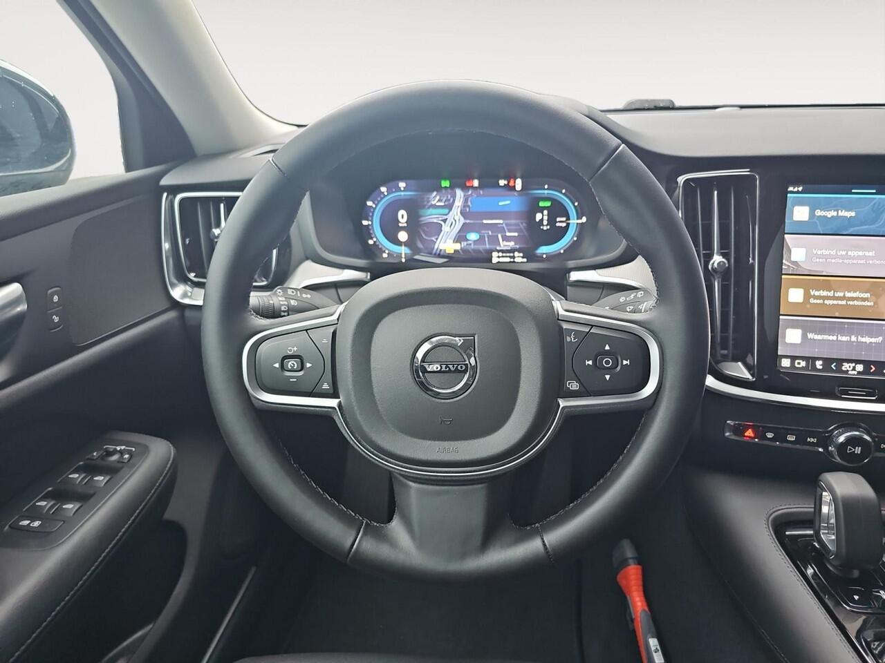 Volvo V60 2.0 T6 Plug-in hybrid AWD Essential Bright | Trekhaak | Cruise Control | Achteruitrijcamera |