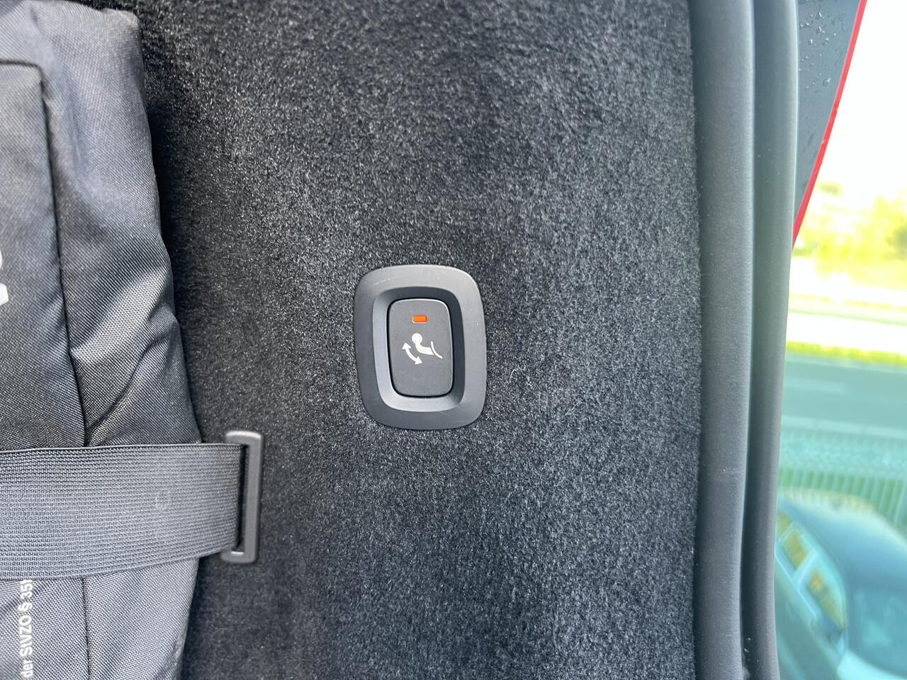 Volvo V90 2.0 T4 Business Luxury+ Automaat, Leder, Panoramadak, Trekhaak semi elektrisch inklapbaar, Stoelverwarming, Stuurverwarming