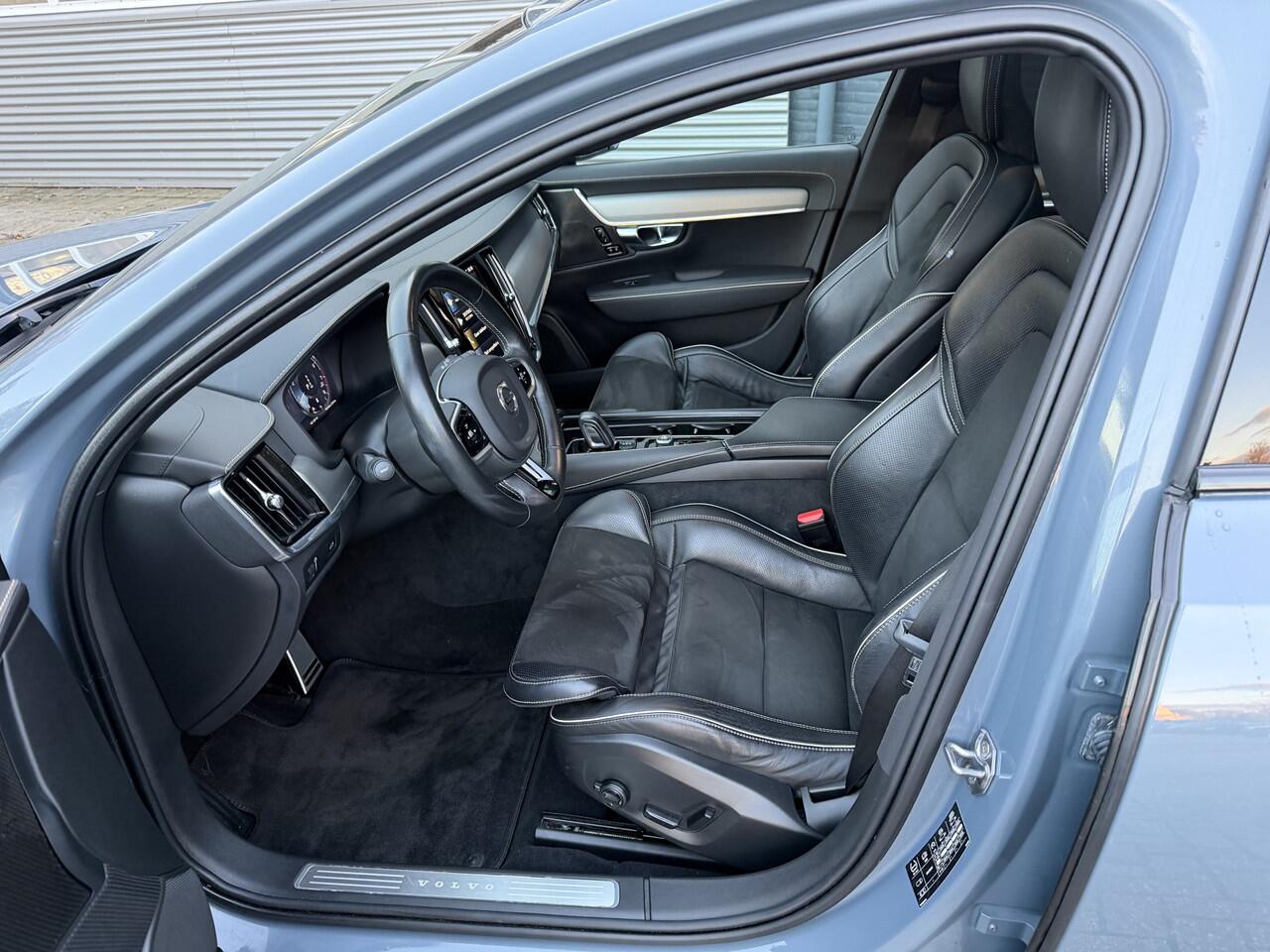 Volvo V90 R-Design | NL AUTO |Panoramadak o Harman/Kardon o Winterpakket o Camera 2020 km 148.000 Nap 2e eigenaar !!