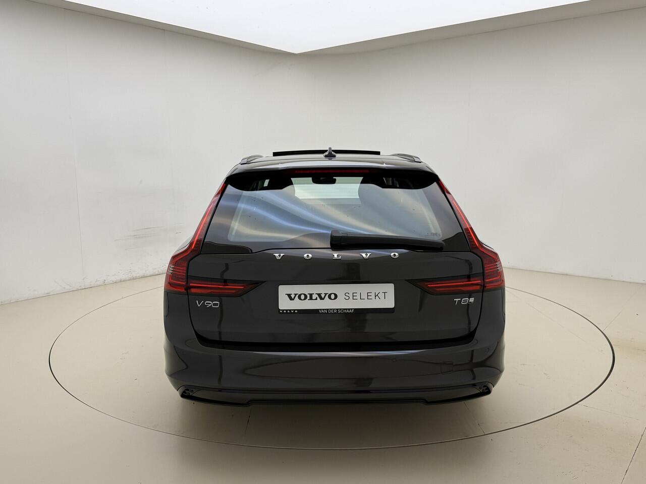 Volvo V90 T8 AWD 455pk Ultra Dark Panorama dak / HUD / 360 camera / Stoel/- stuurverwarming /