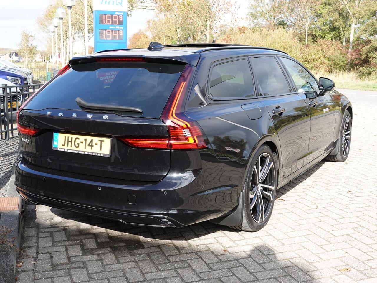 Volvo V90 2.0 T8 AWD R-Design BOWERS & WILKINS | PANO | LEER | 360° CAM | PILOT