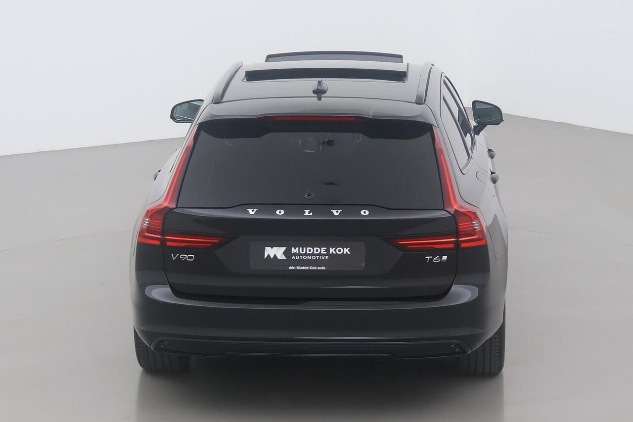 Volvo V90 T6 Plug-in hybrid Ultra Dark | Luchtvering Achter | 360° Camera | 20 Inch | Trekhaak | Head-Up